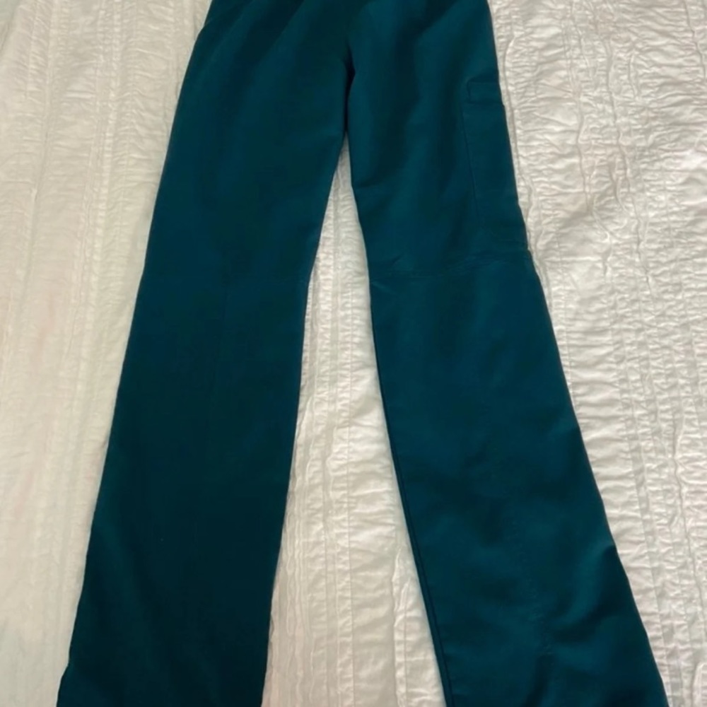 Figs Caribbean blue xxs Kade bottoms